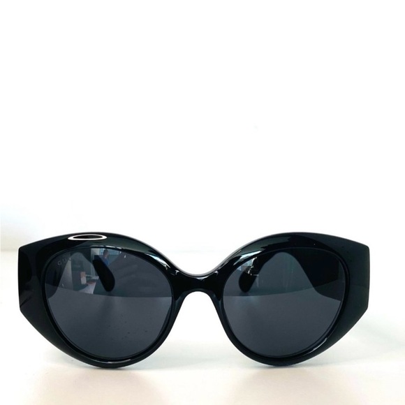 Gucci GG0809S 001 Sunglasses - worn only a couple of times- great condition! - Picture 3 of 3